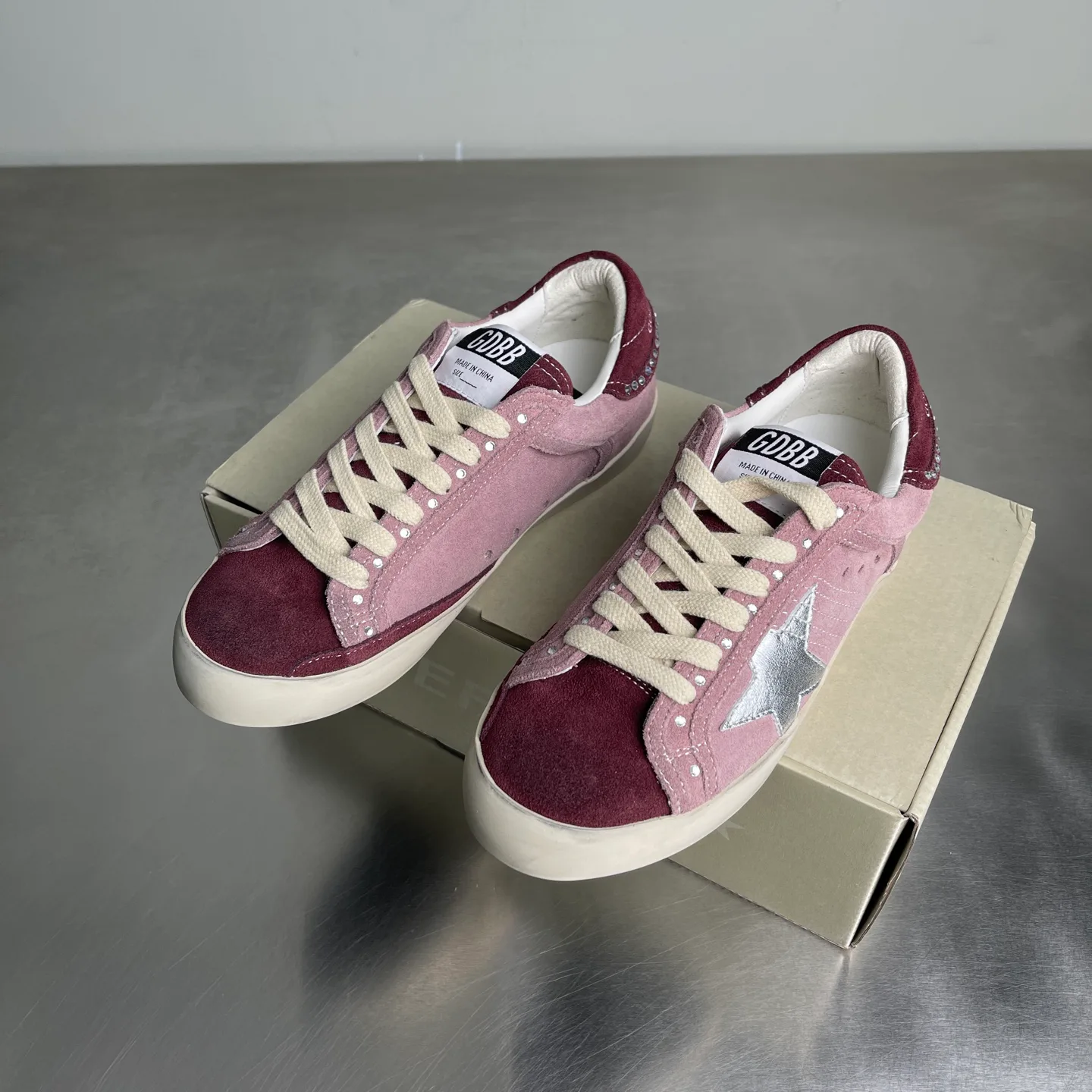 Кроссовки Женские Golden Goose 17214168