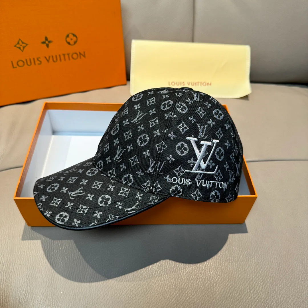Головные Уборы Louis Vuitton 4550012