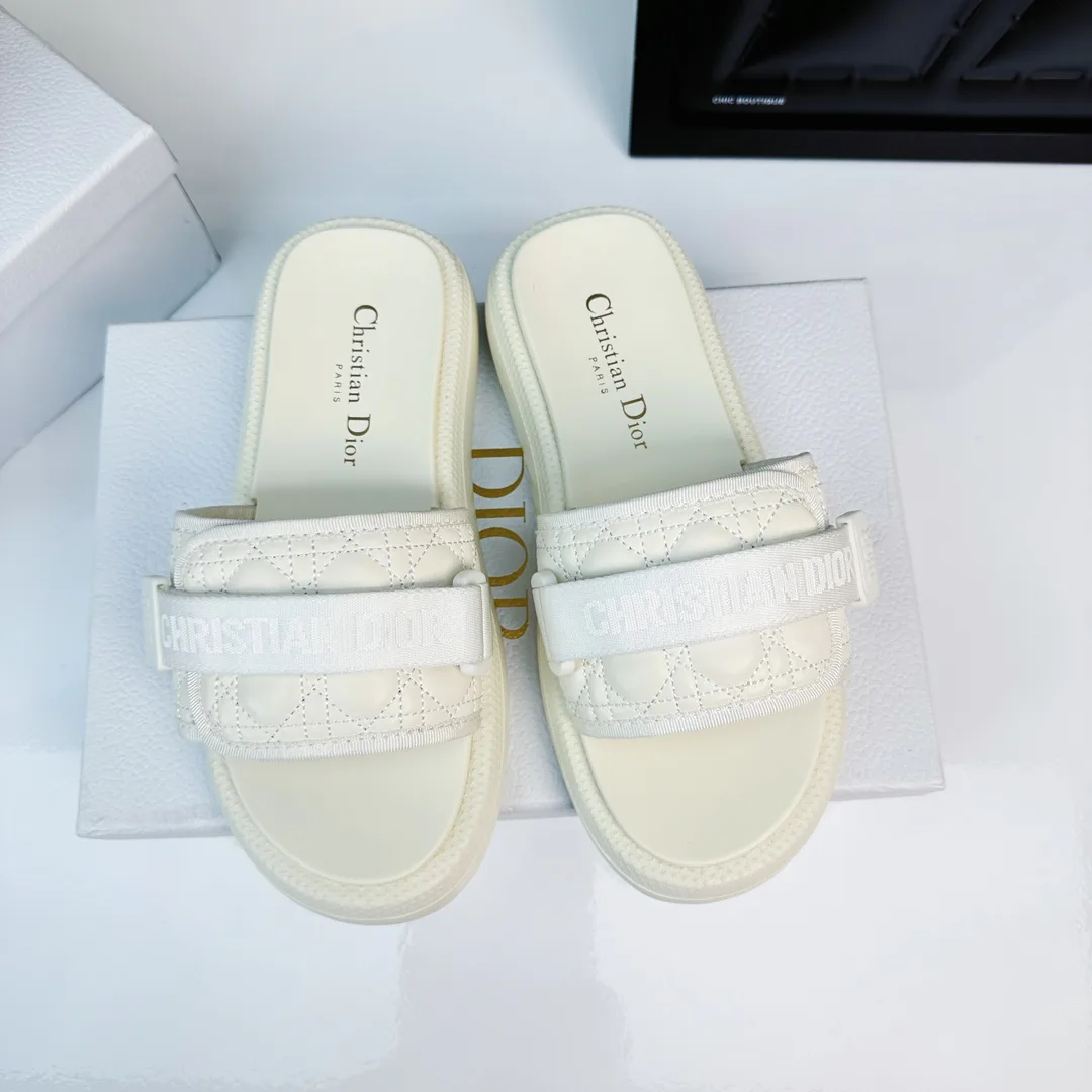 Шлепанцы Женские Christian Dior 13311