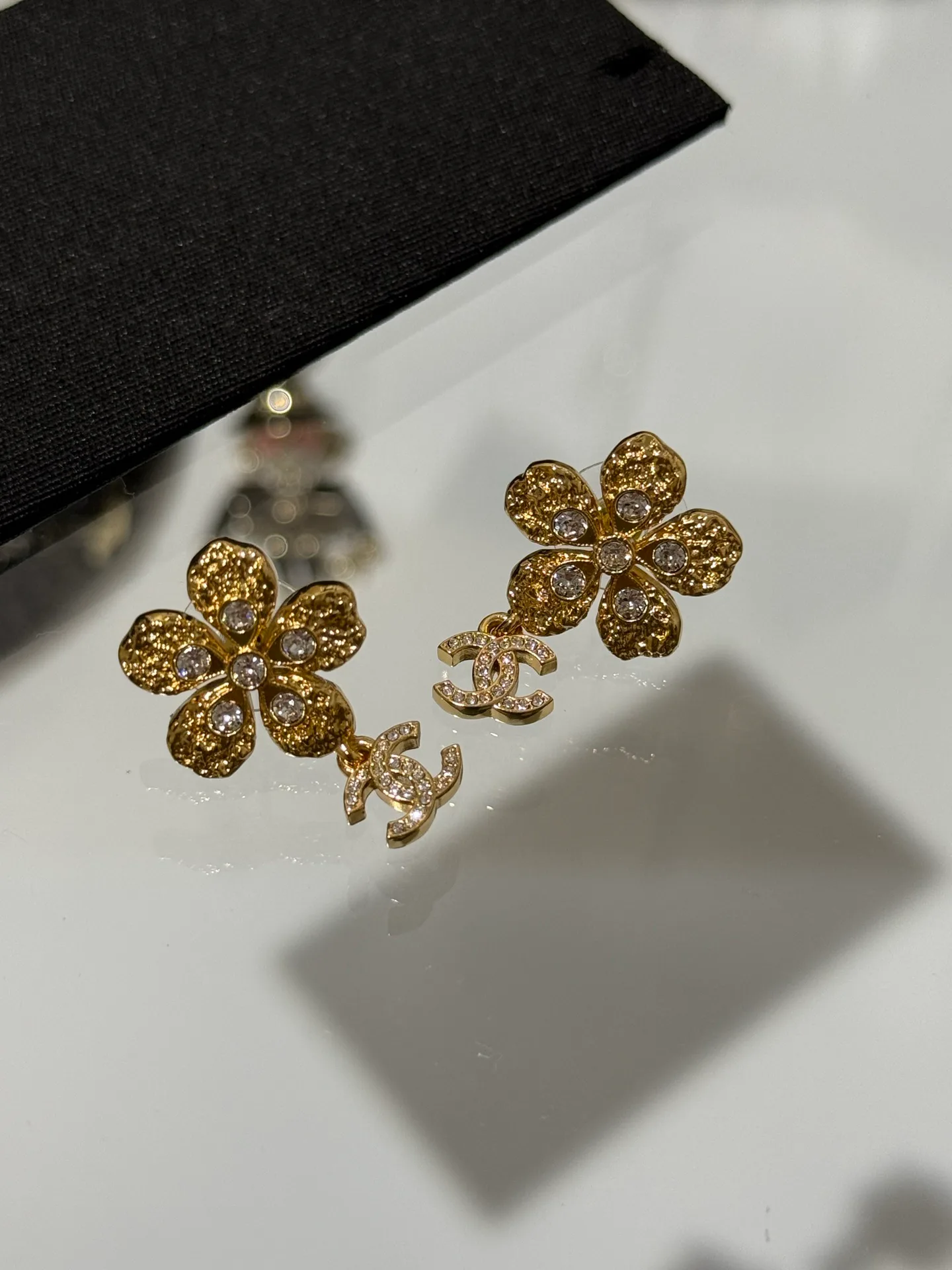 Бижутерия Chanel 5564546