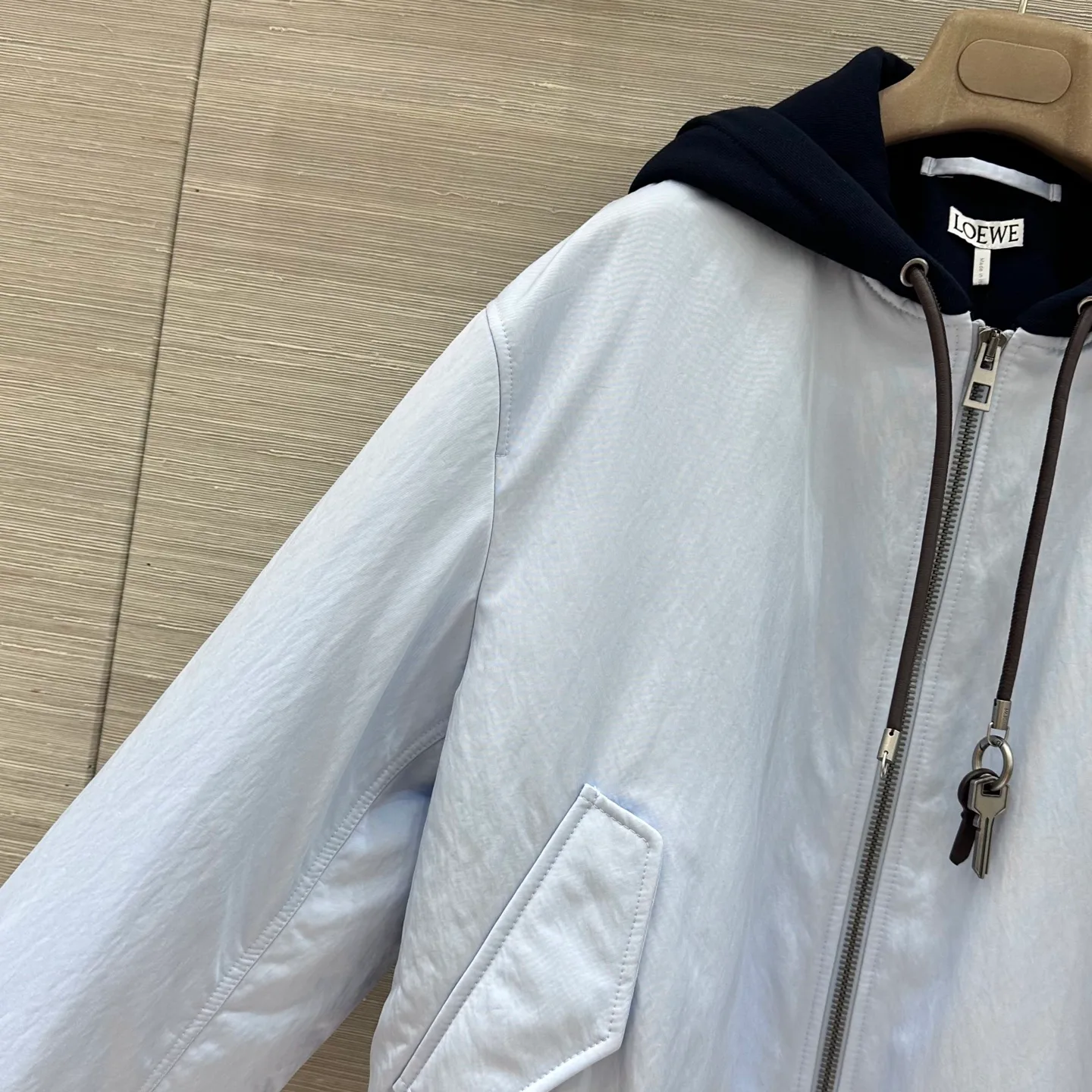 Куртки И Пуховики Женские Loewe 18653892