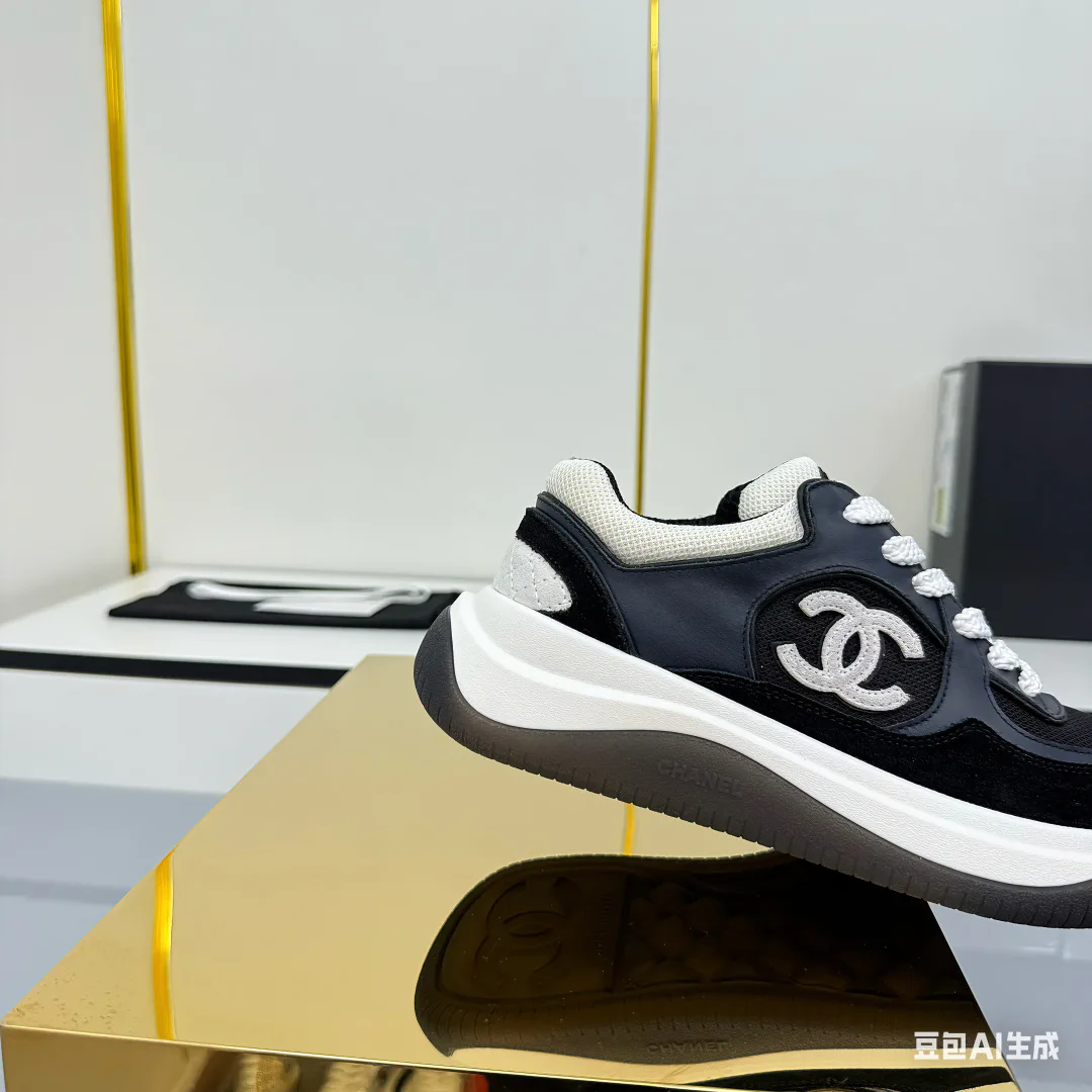 Кроссовки Женские Chanel 4502747