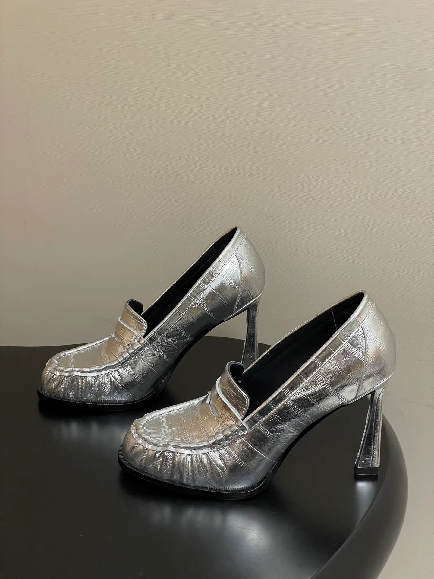 Туфли Женские Saint Laurent 551816