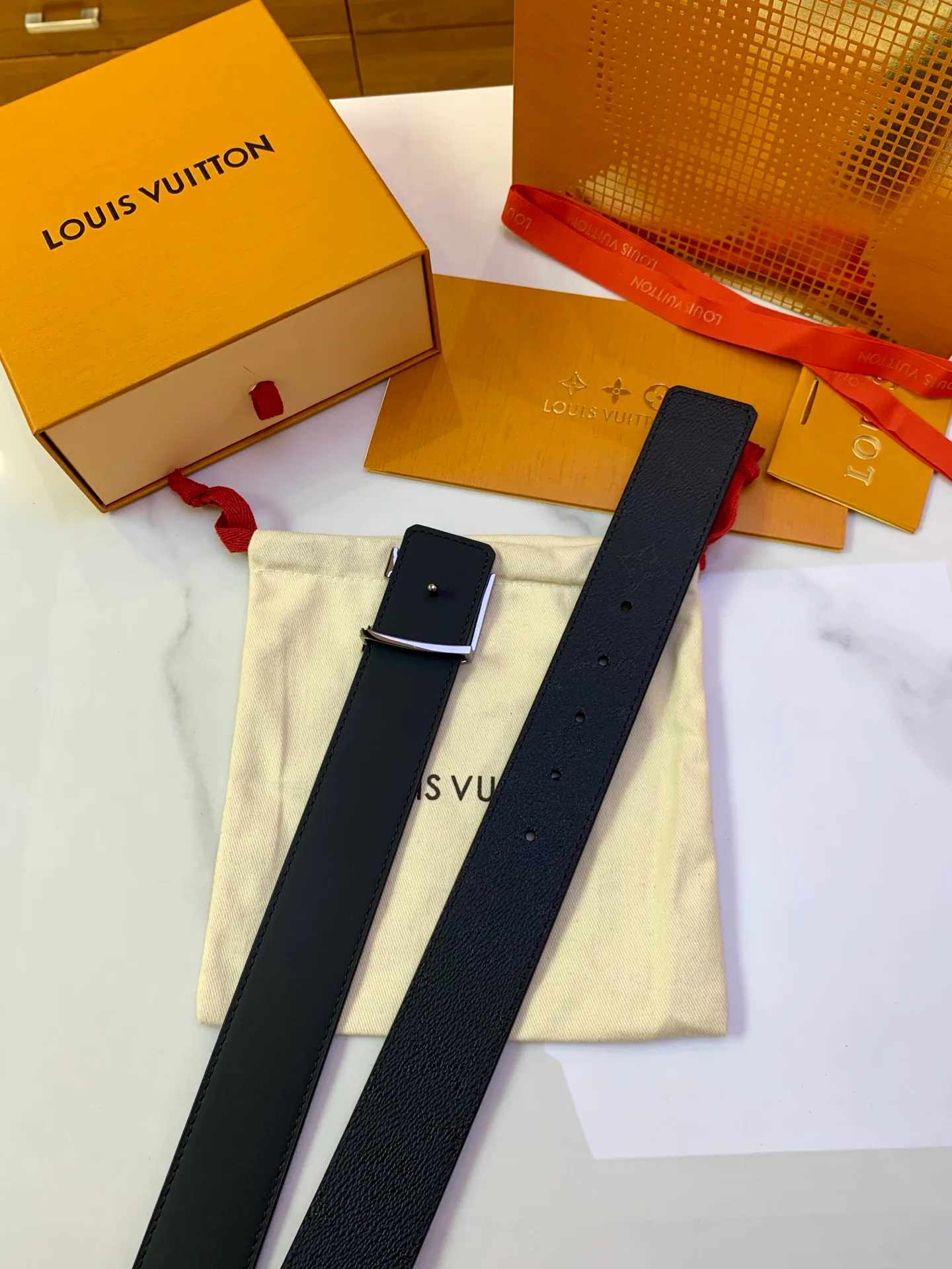 Ремни Louis Vuitton 17725245