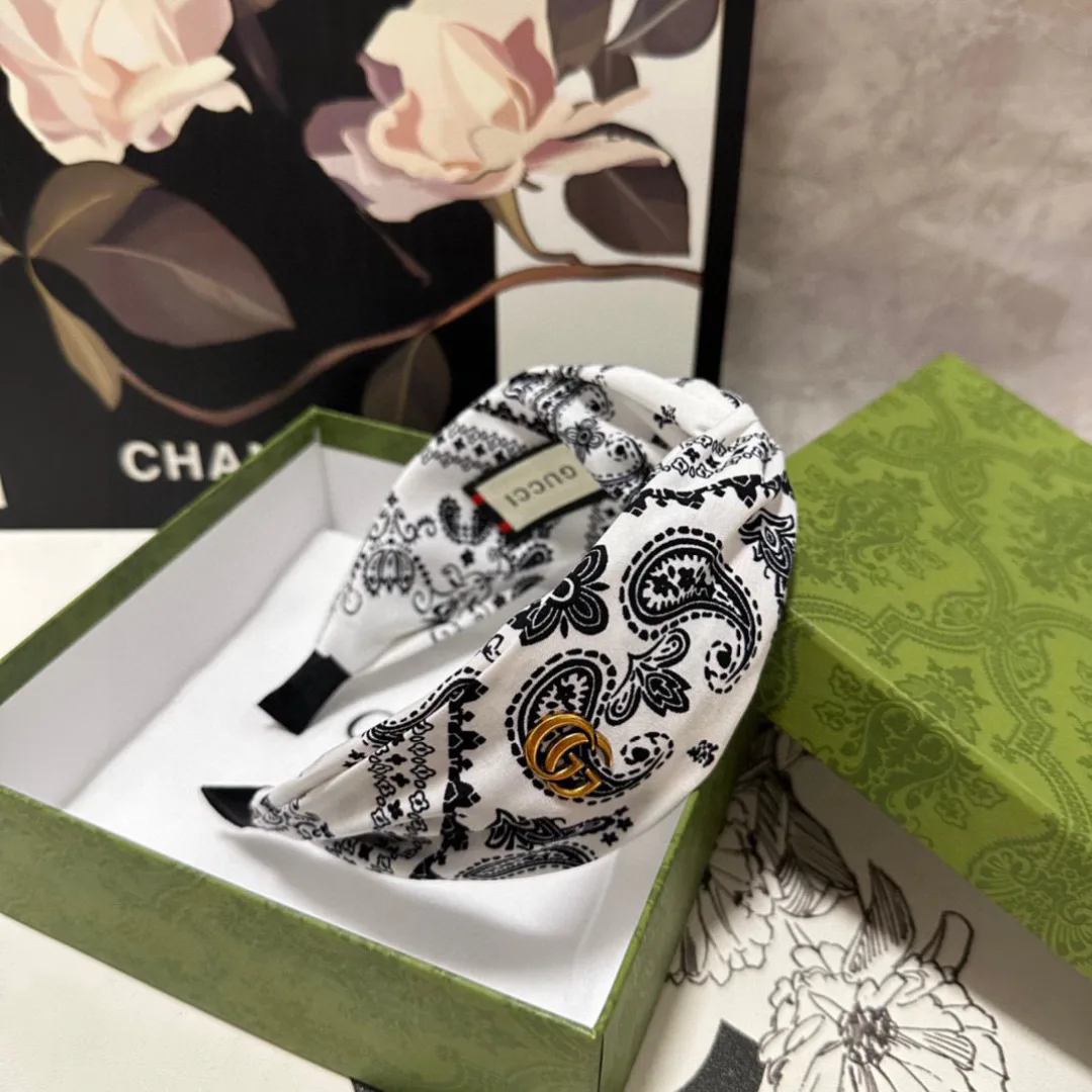 Головные Уборы Gucci 11469213