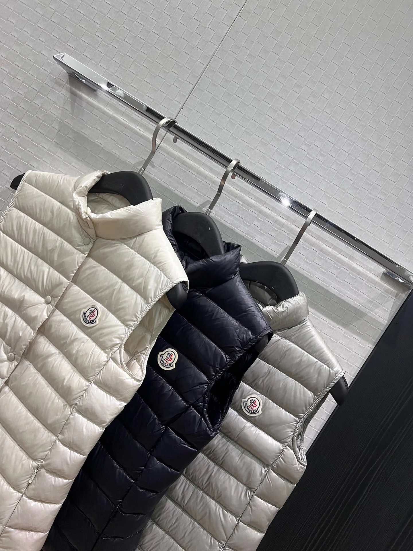 Жилеты Женские Moncler 18612083