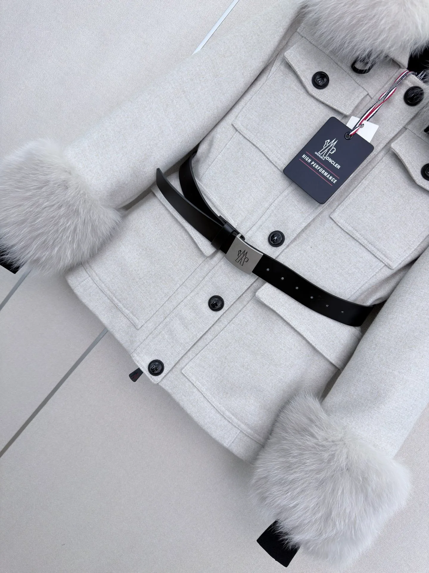 Куртки И Пуховики Женские Moncler 19589672