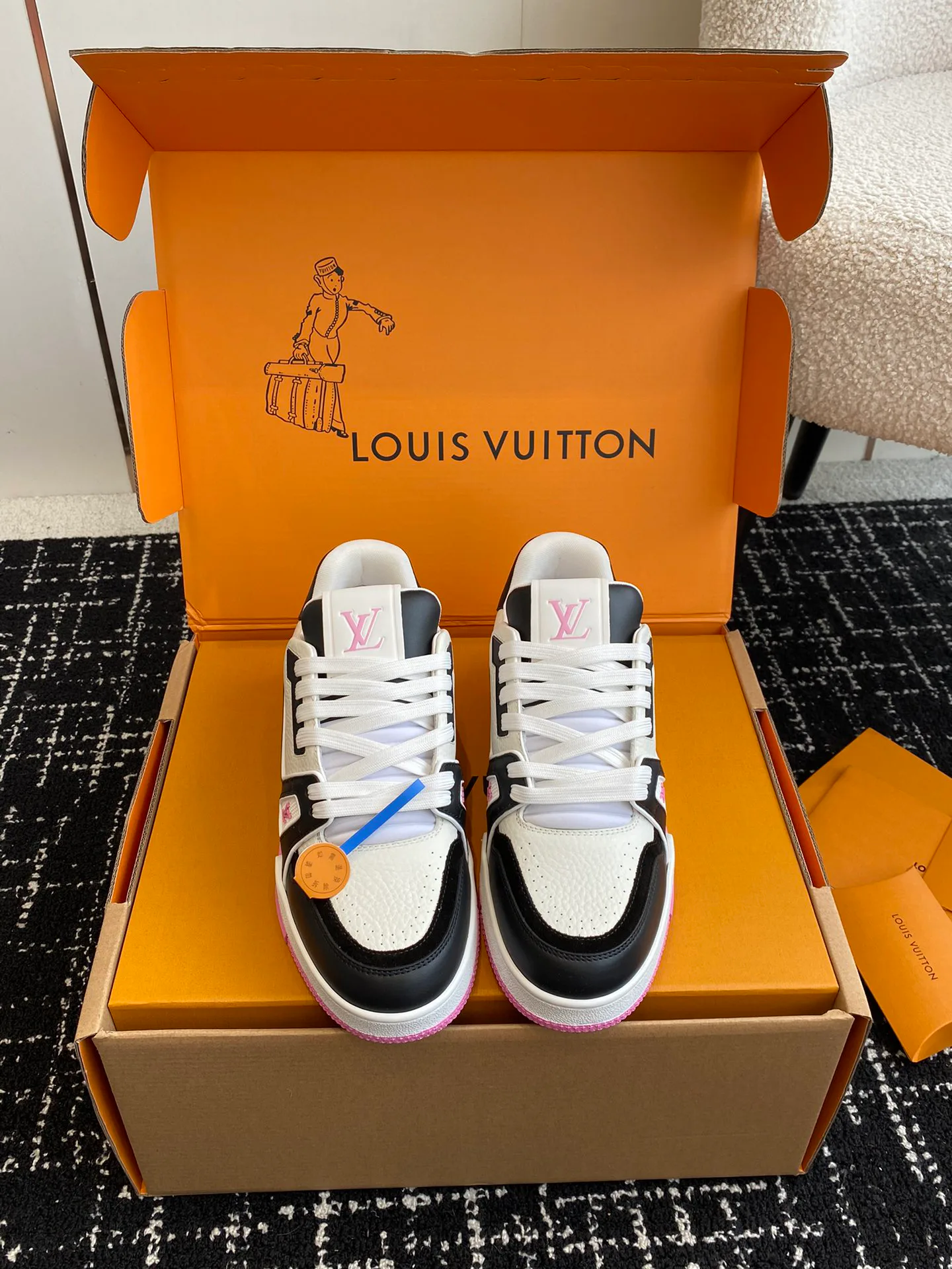 Кроссовки Женские Louis Vuitton 5595102