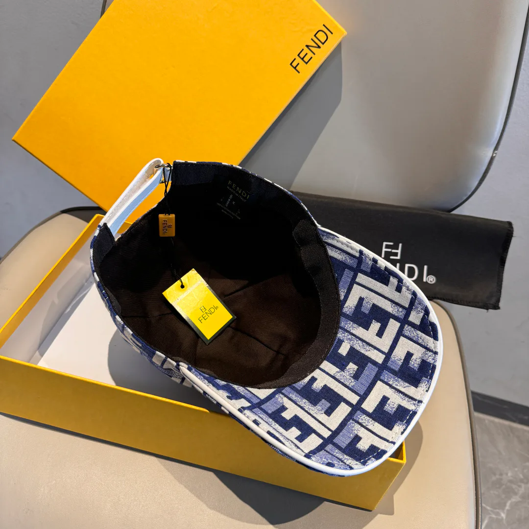 Головные Уборы Fendi 11529662