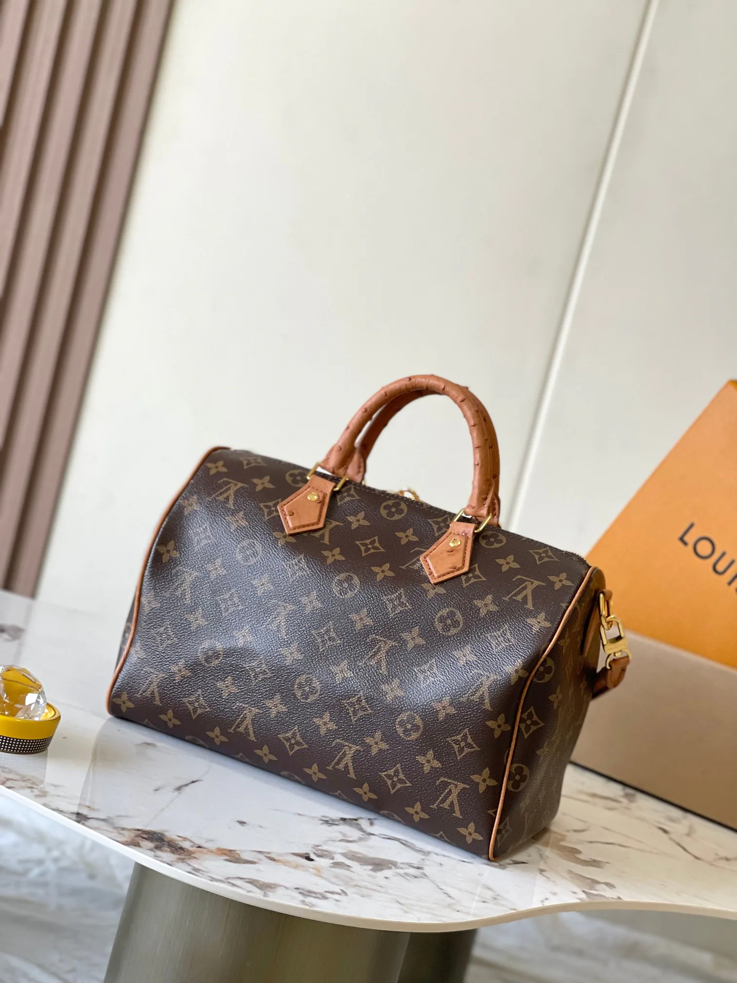 Классические Сумки Женские Louis Vuitton 18153139
