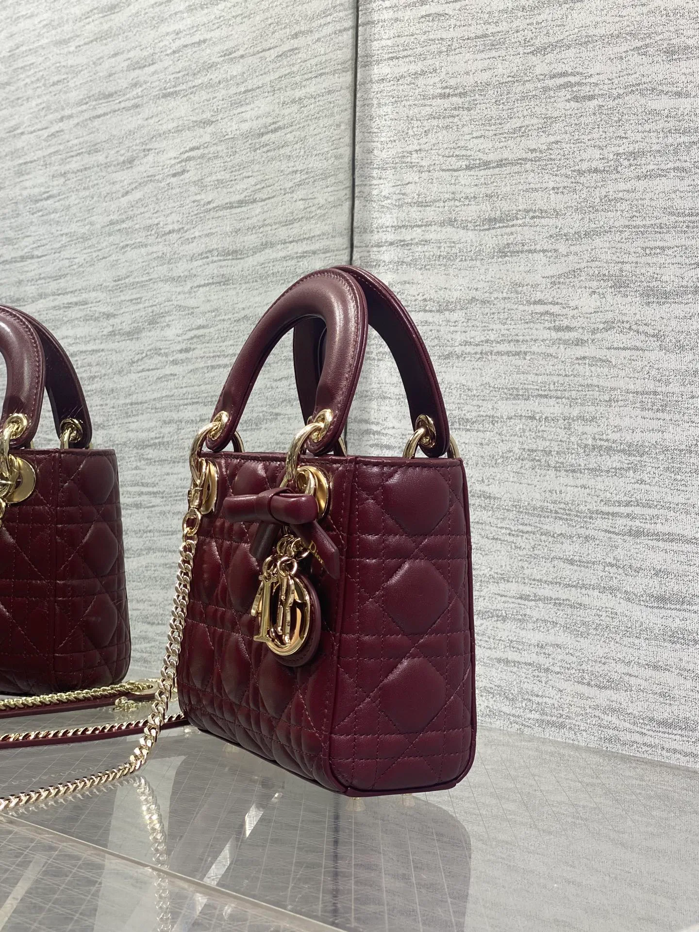 Классические Сумки Женские Christian Dior 17601475