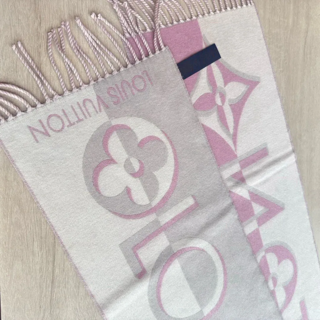 Шарфы Louis Vuitton 8870