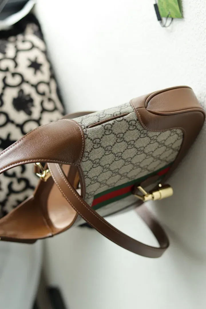 Классические Сумки Женские Gucci 2396784