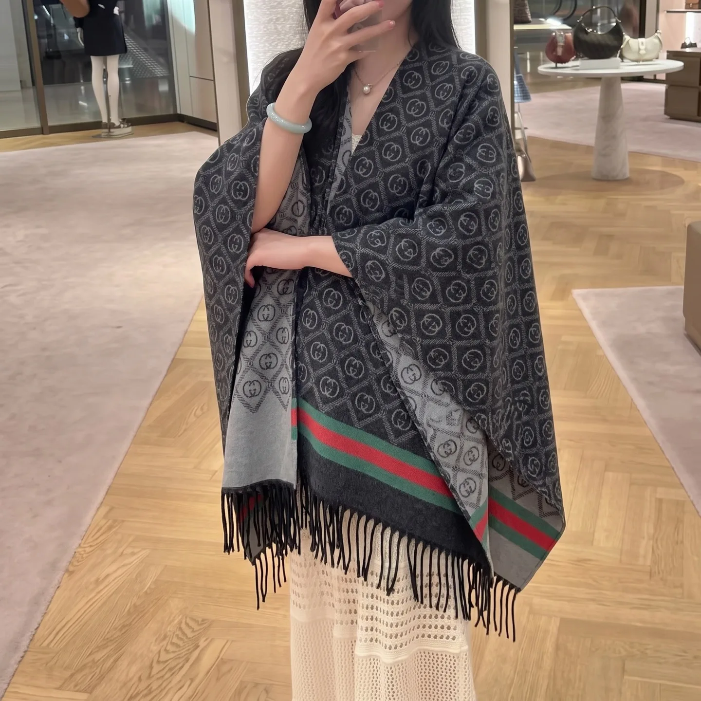 Пальто Женские Gucci 18763811