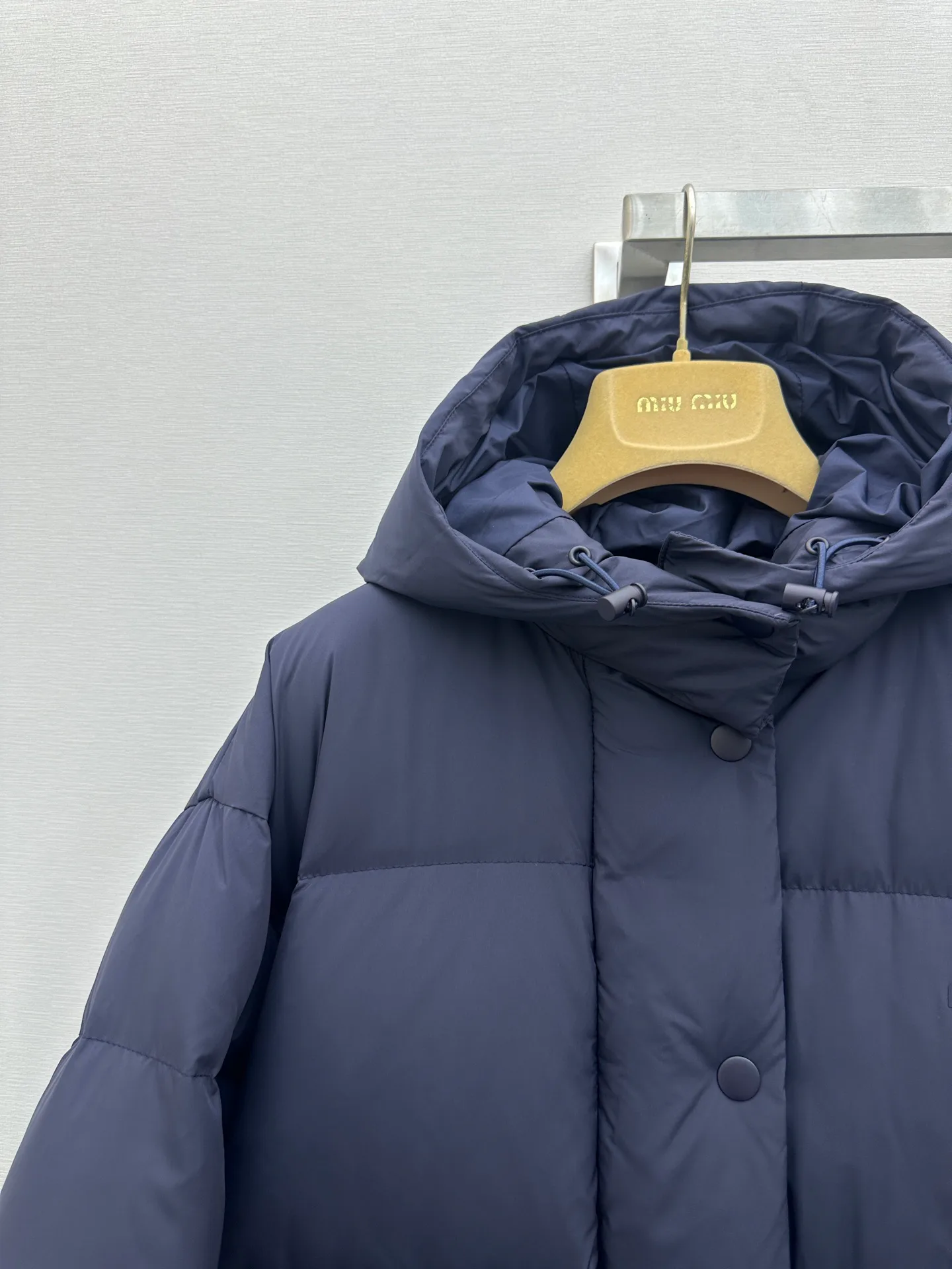 Куртки И Пуховики Женские Miu Miu 18847895