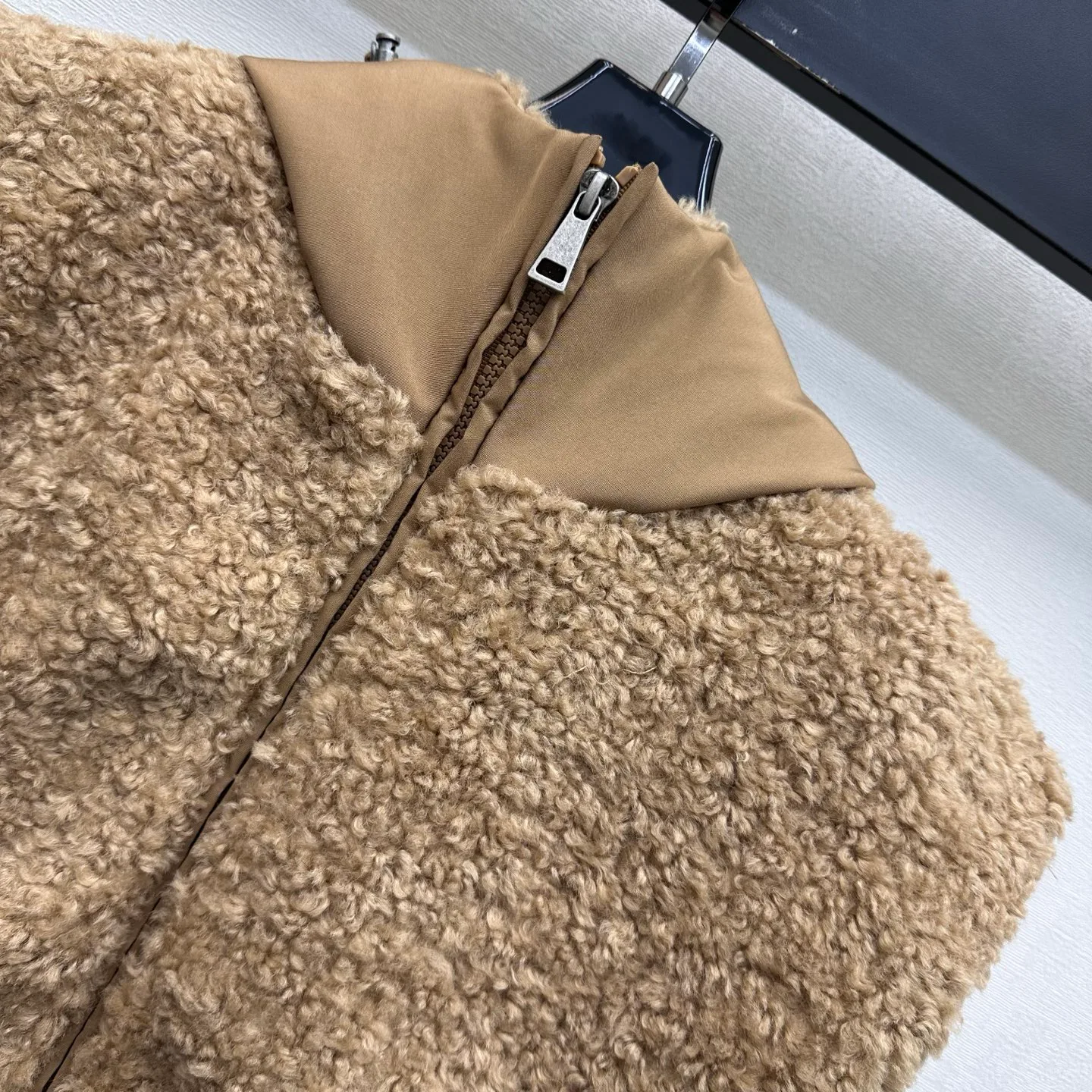 Жилеты Женские Moncler 18279122