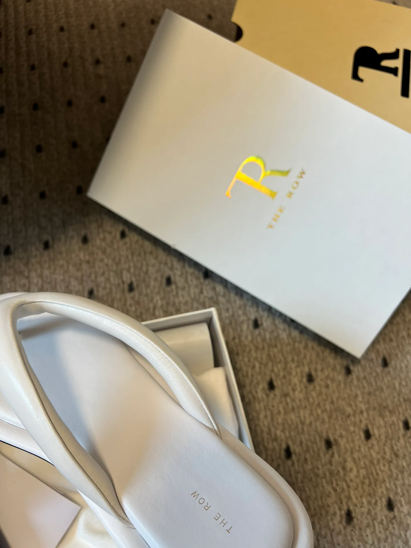 Шлепанцы Женские The Row 16641