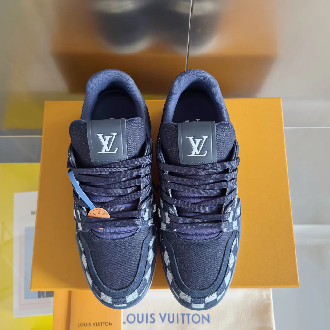 Кроссовки Женские Louis Vuitton 404437