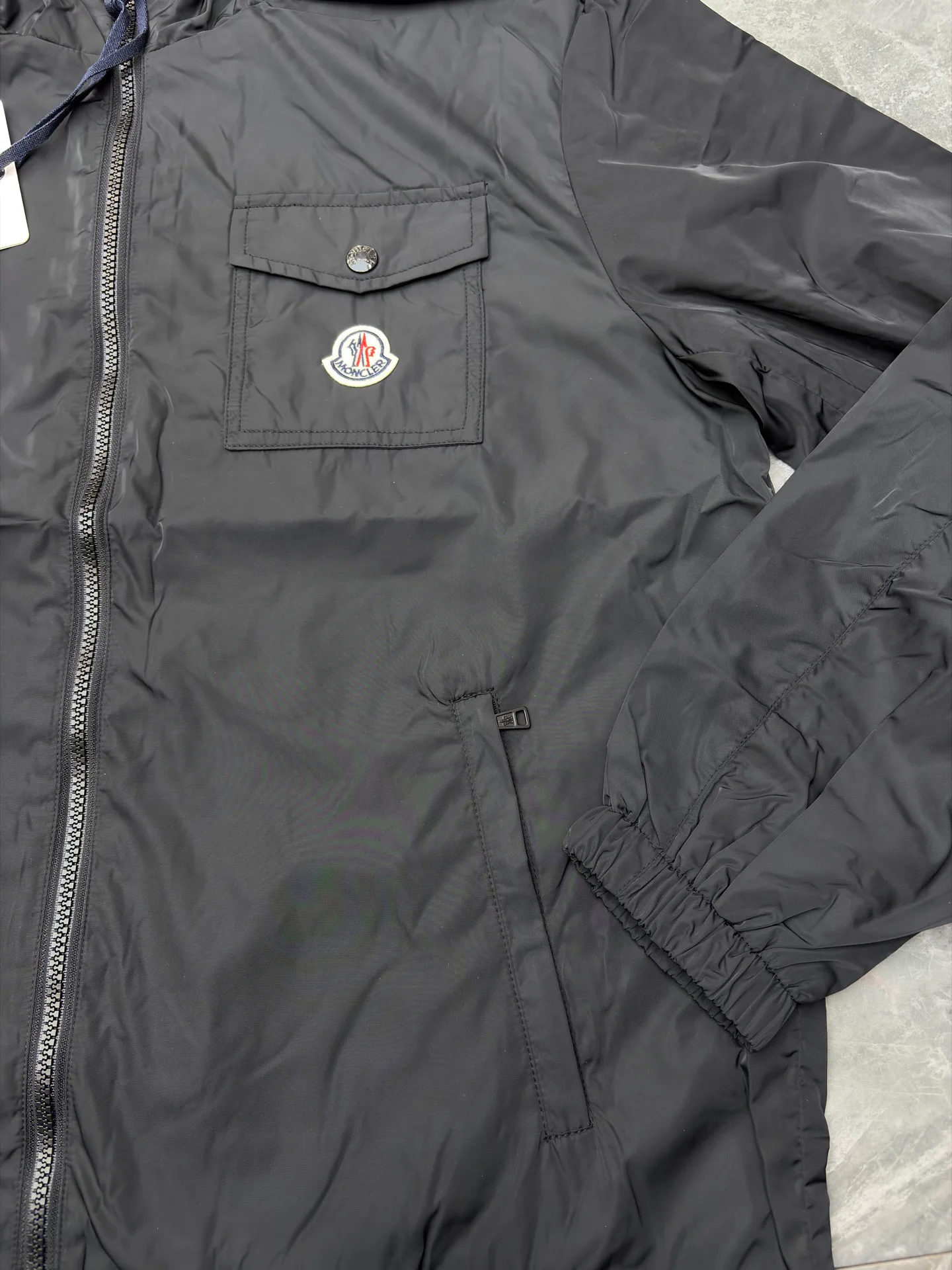 Куртки И Пуховики Мужские Moncler 11641504