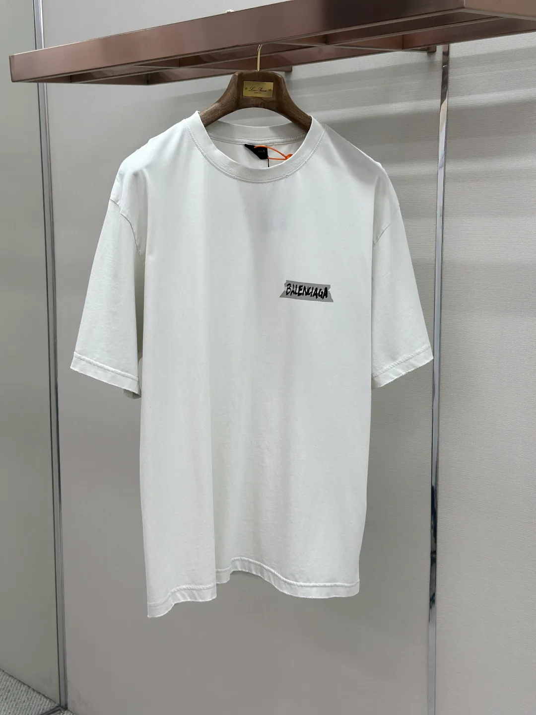 Футболки Женские Balenciaga 18191123
