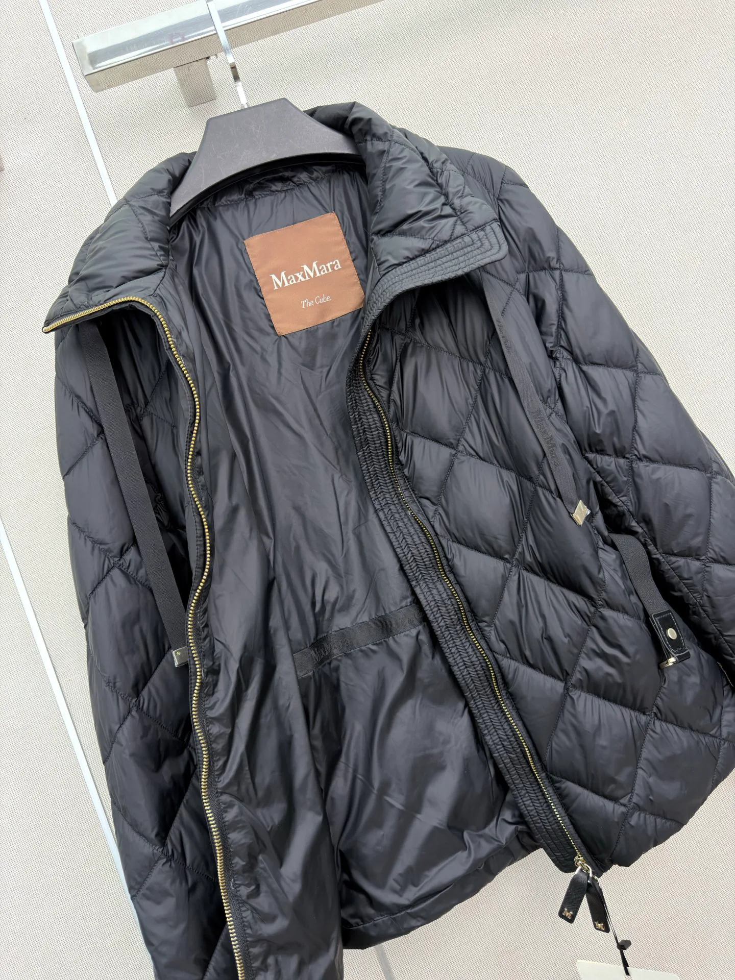 Куртки И Пуховики Женские Max Mara 18108362