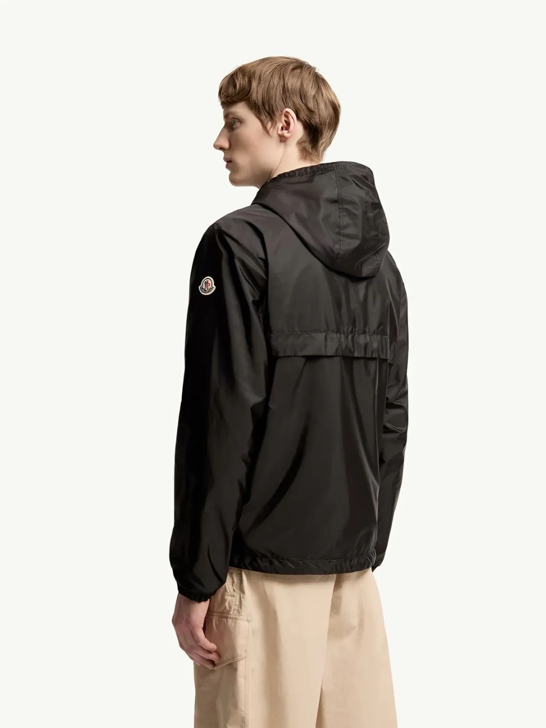 Куртки И Пуховики Женские Moncler 18002115