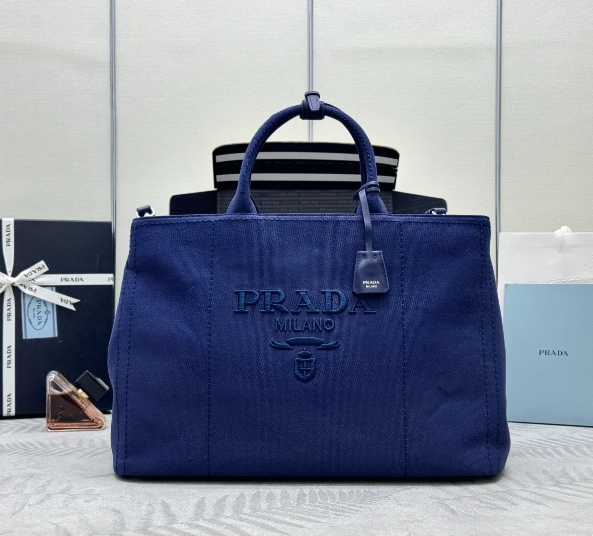 Классические Сумки Женские Prada 11164998