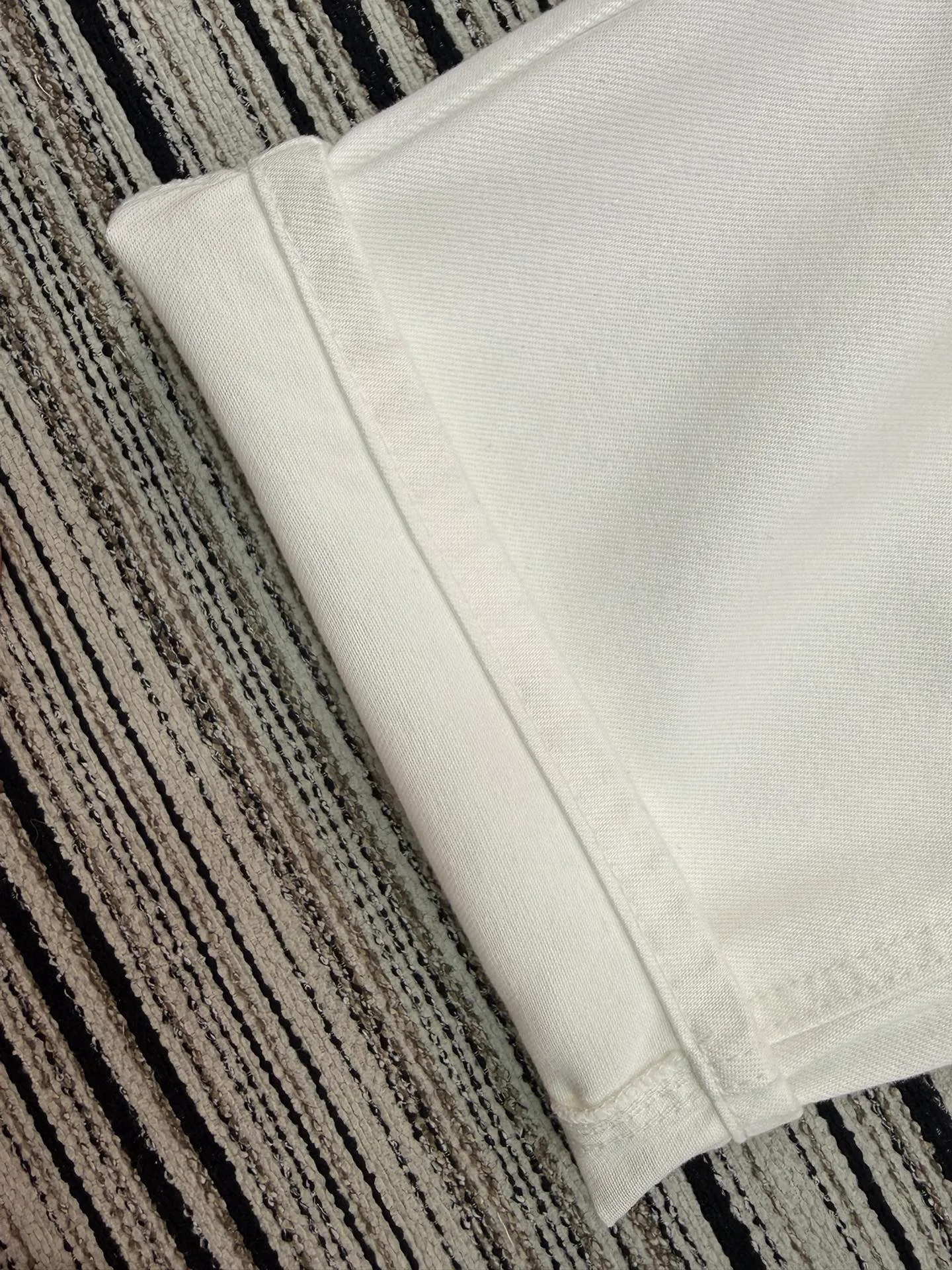 Джинсы Женские Chanel 11646383