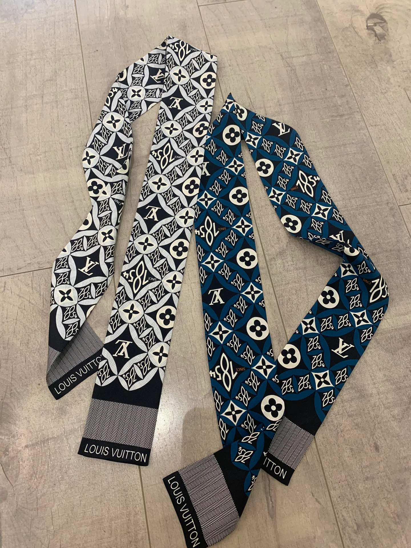 Платки Louis Vuitton 11986202