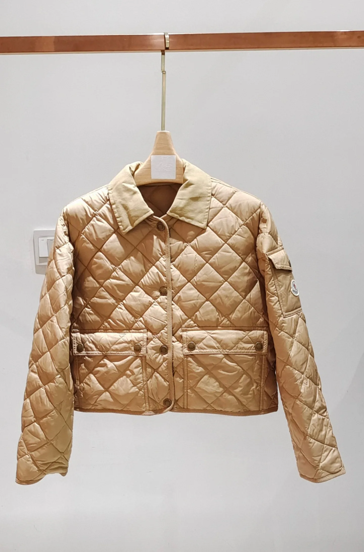Куртки И Пуховики Женские Moncler 617597