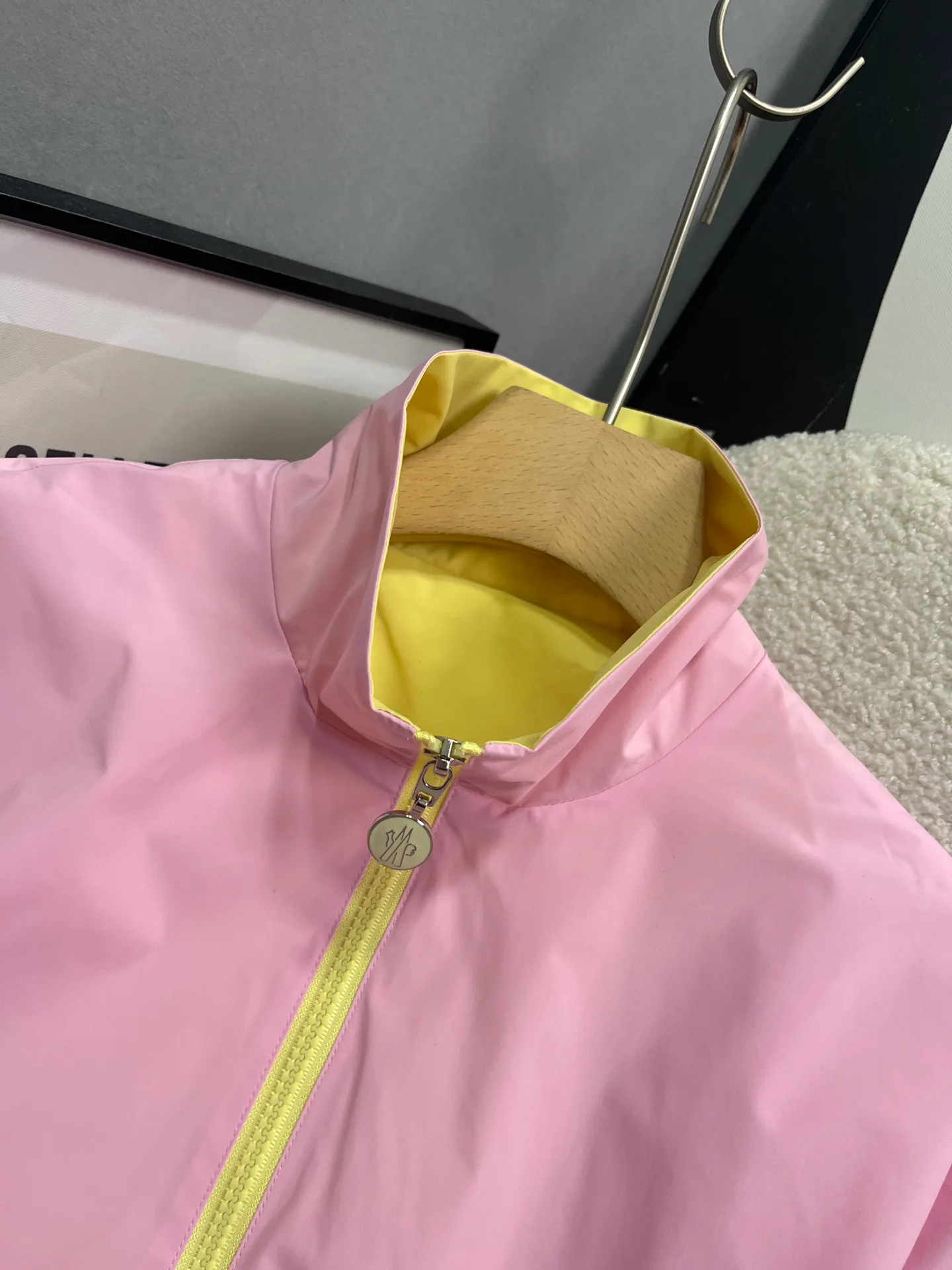 Куртки И Пуховики Женские Moncler 11164349