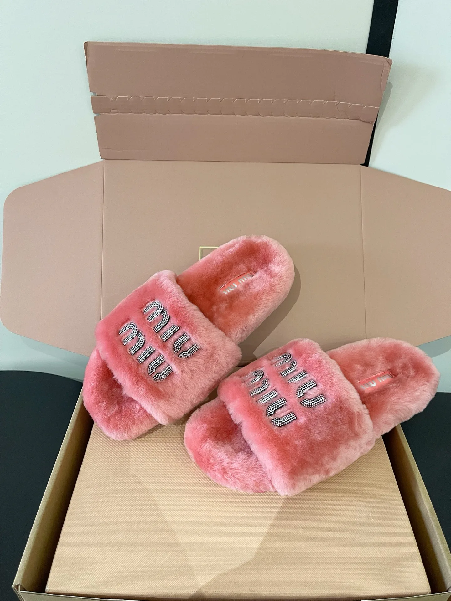Тапочки Женские Miu Miu 18989488