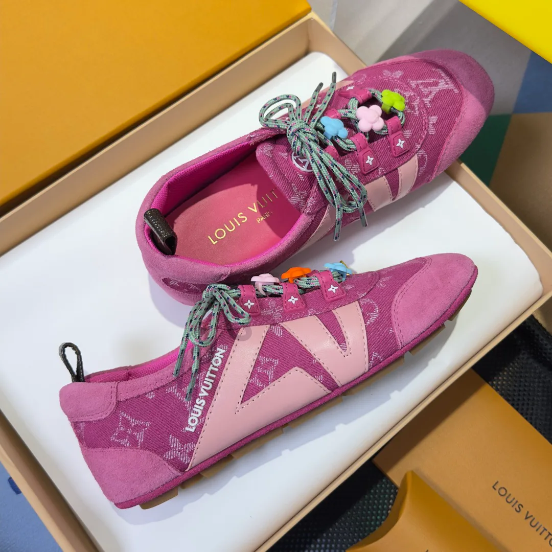 Кроссовки Женские Louis Vuitton 17780707