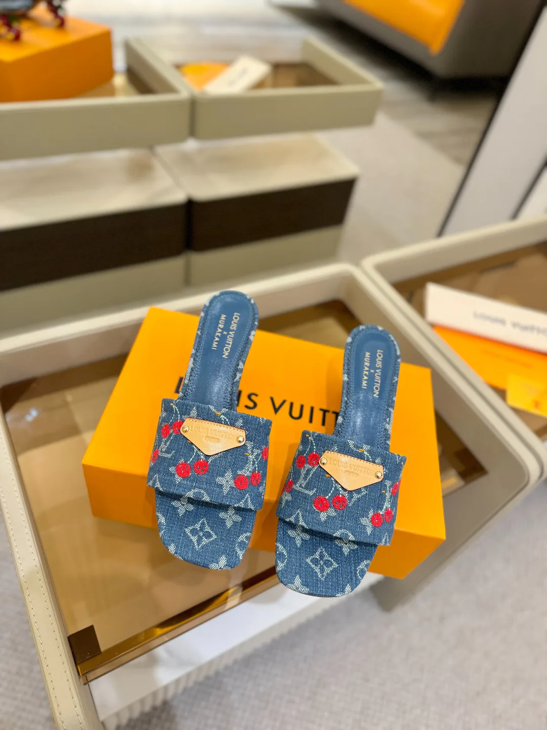 Босоножки Женские Louis Vuitton 9865316