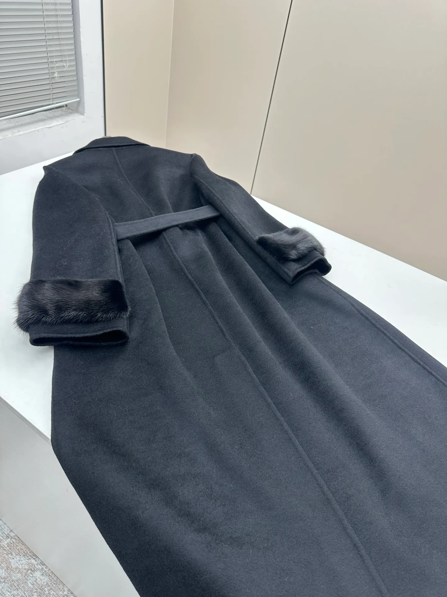 Пальто Женские Fendi 18338624