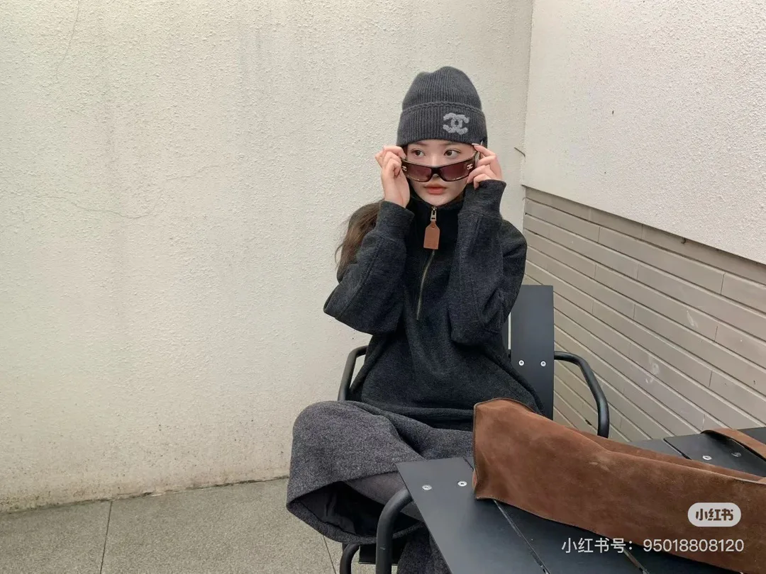 Джемперы И Свитеры Женские Chanel 614080