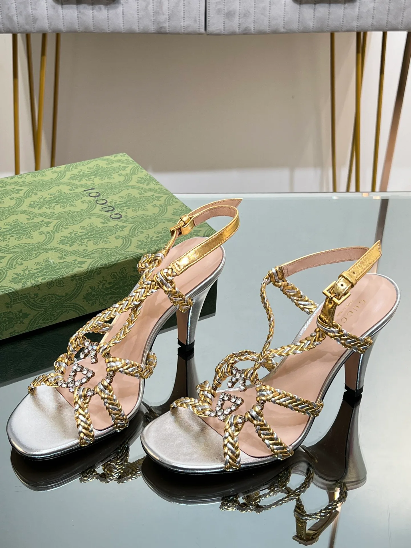 Босоножки Женские Gucci 11507560