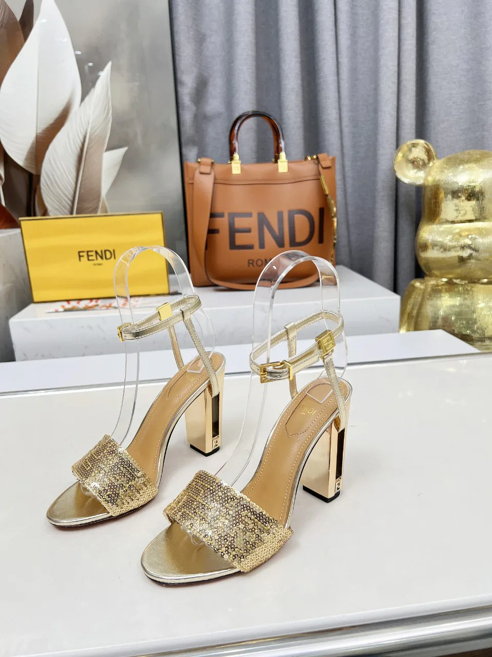 Босоножки Женские Fendi