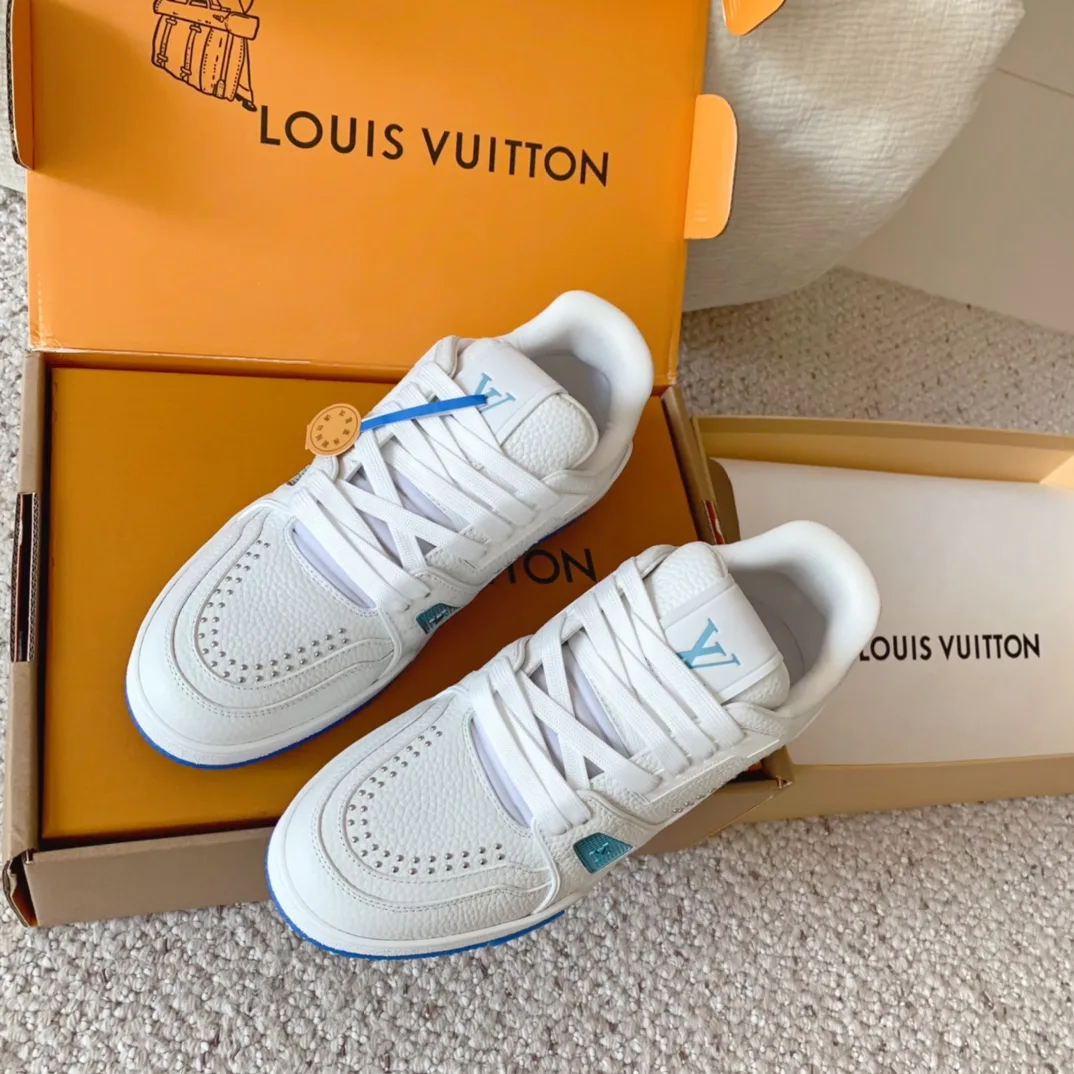 Кроссовки Женские Louis Vuitton 10290645