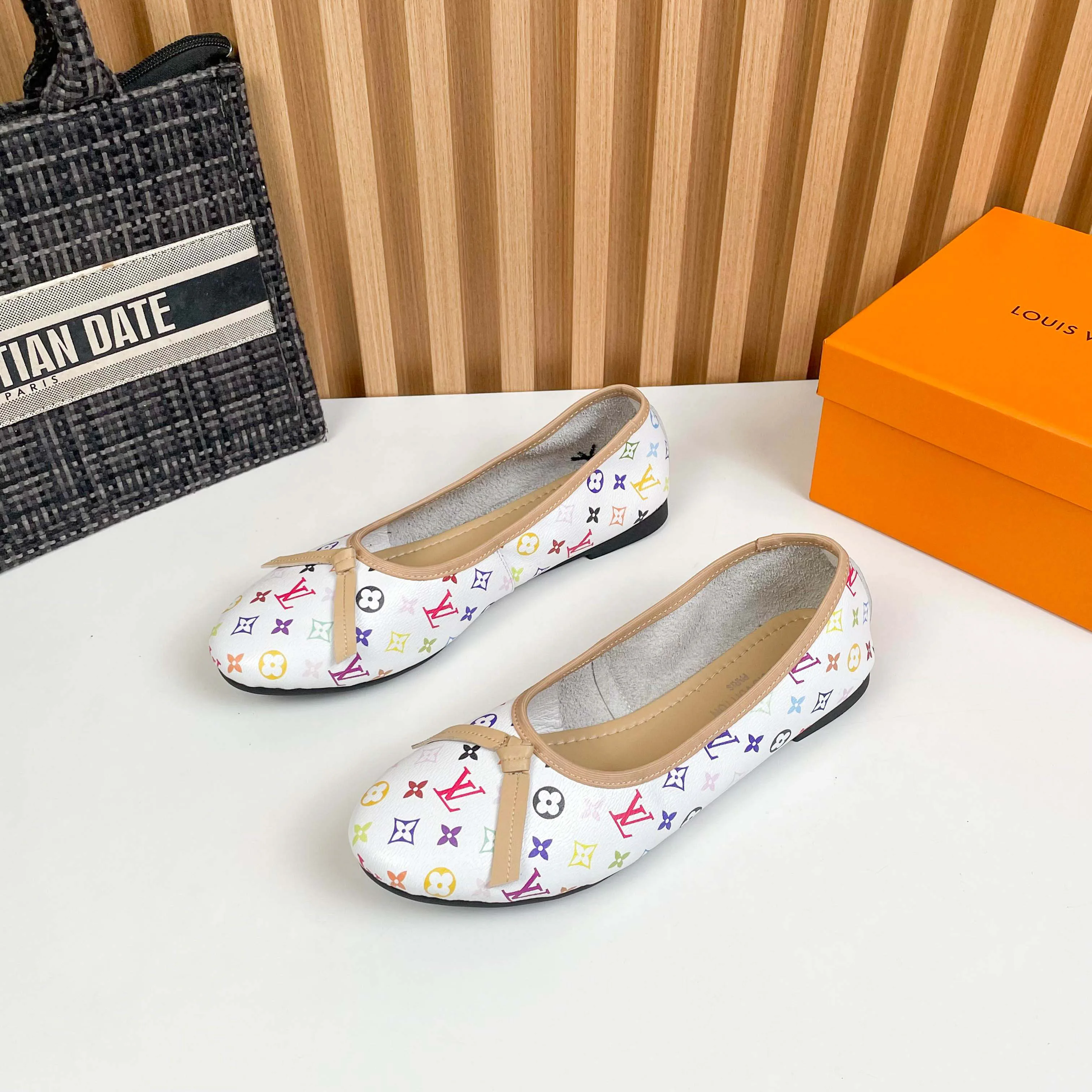 Балетки Женские Louis Vuitton 17038115