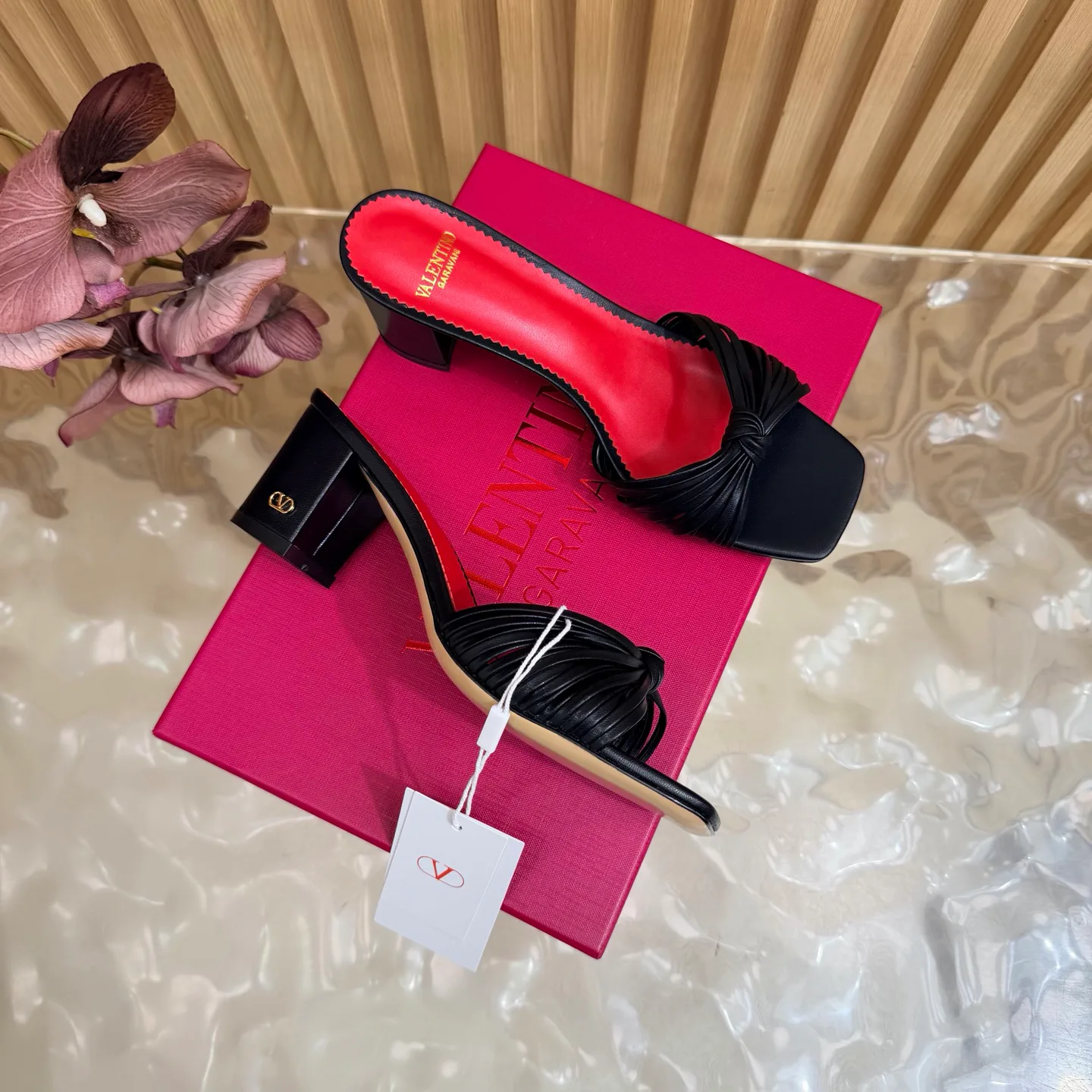 Босоножки Женские Valentino 17728237