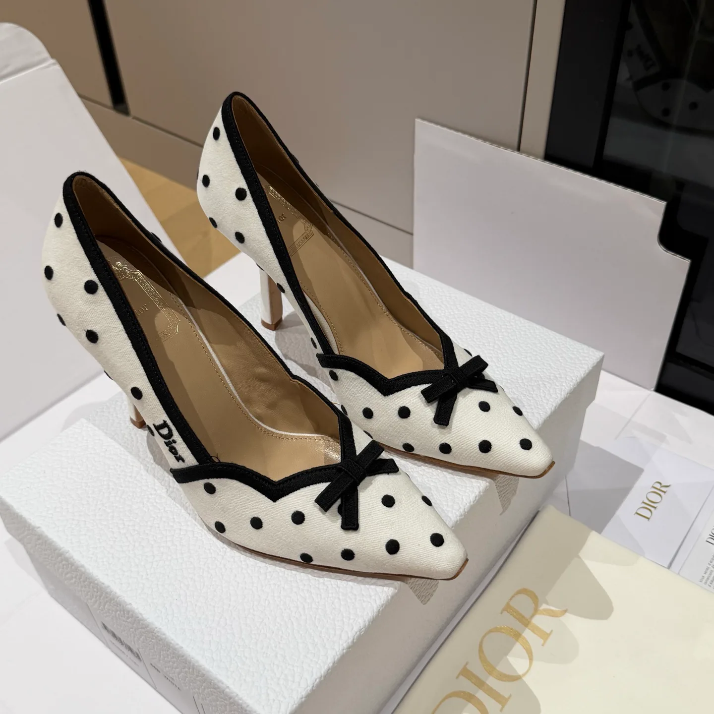 Туфли Женские Christian Dior 18121684