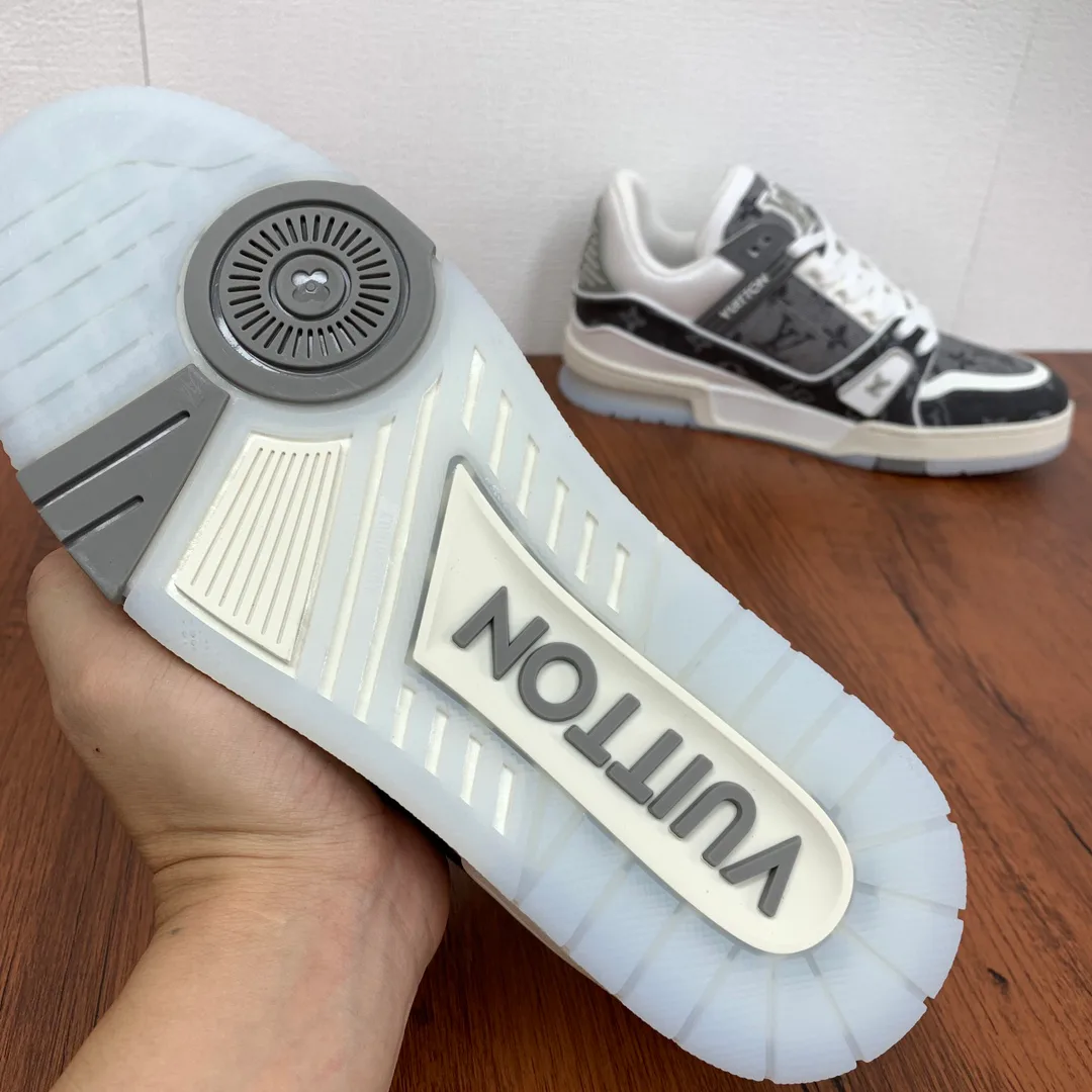 Кроссовки Мужские Louis Vuitton 5892143