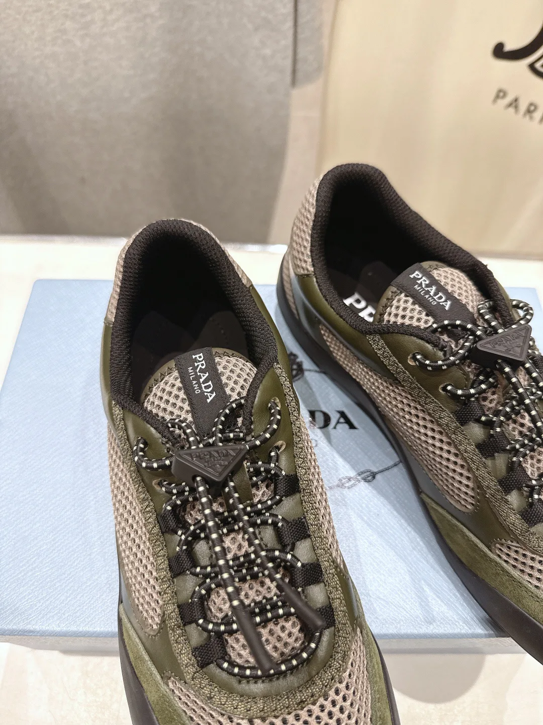 Кроссовки Женские Prada 13218154