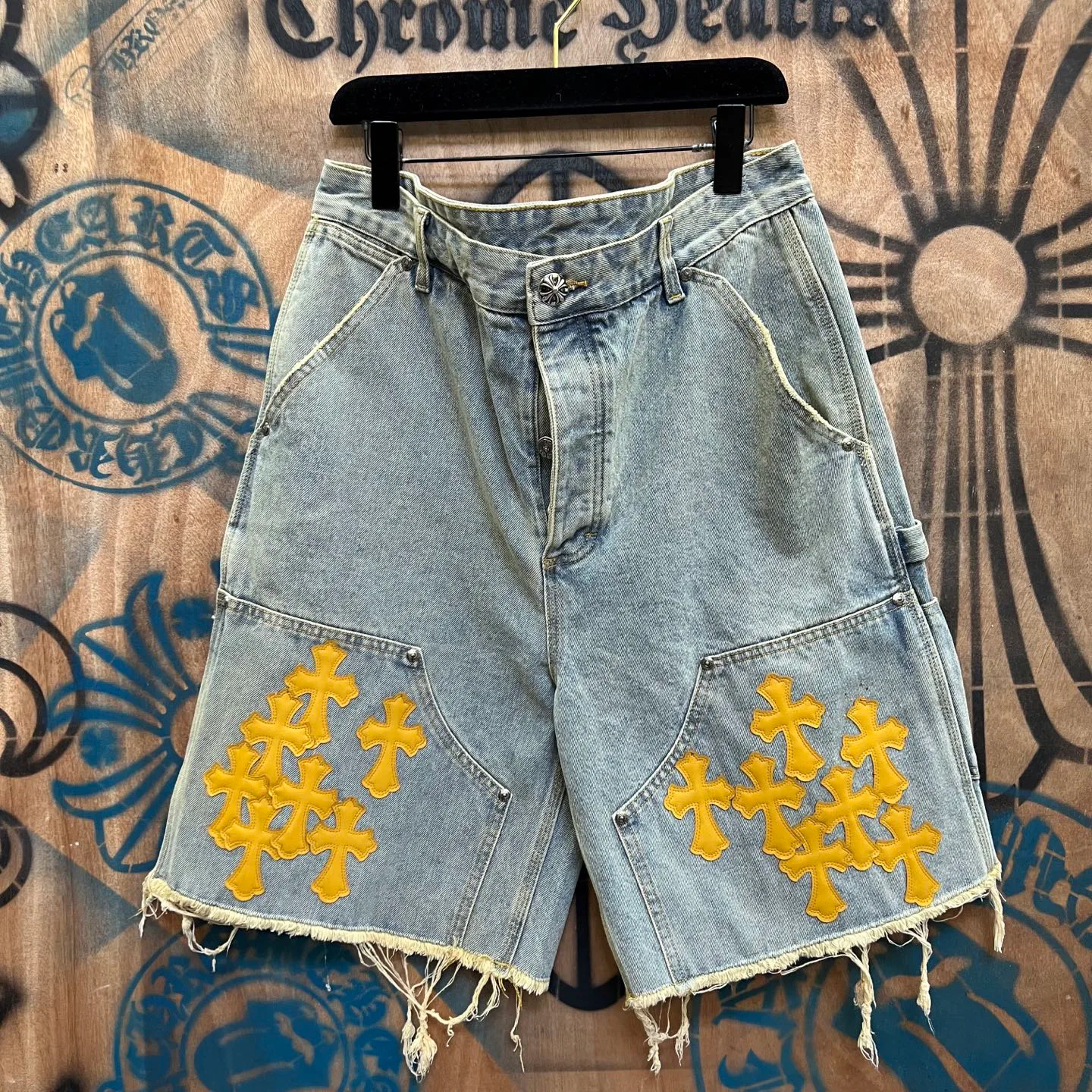 Шорты Женские Chrome Hearts 10941815