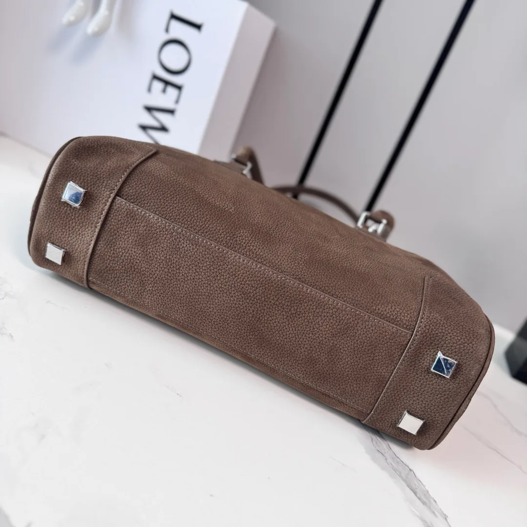 Классические Сумки Женские Loewe 11513627