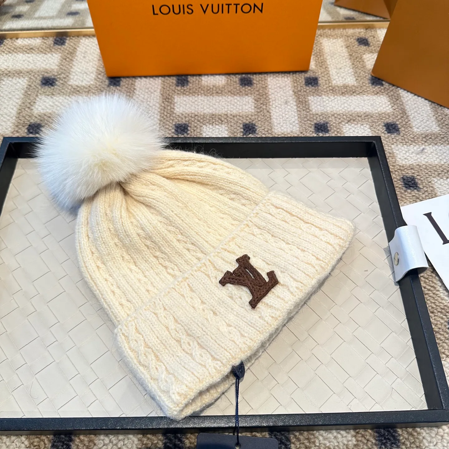 Головные Уборы Louis Vuitton 823961