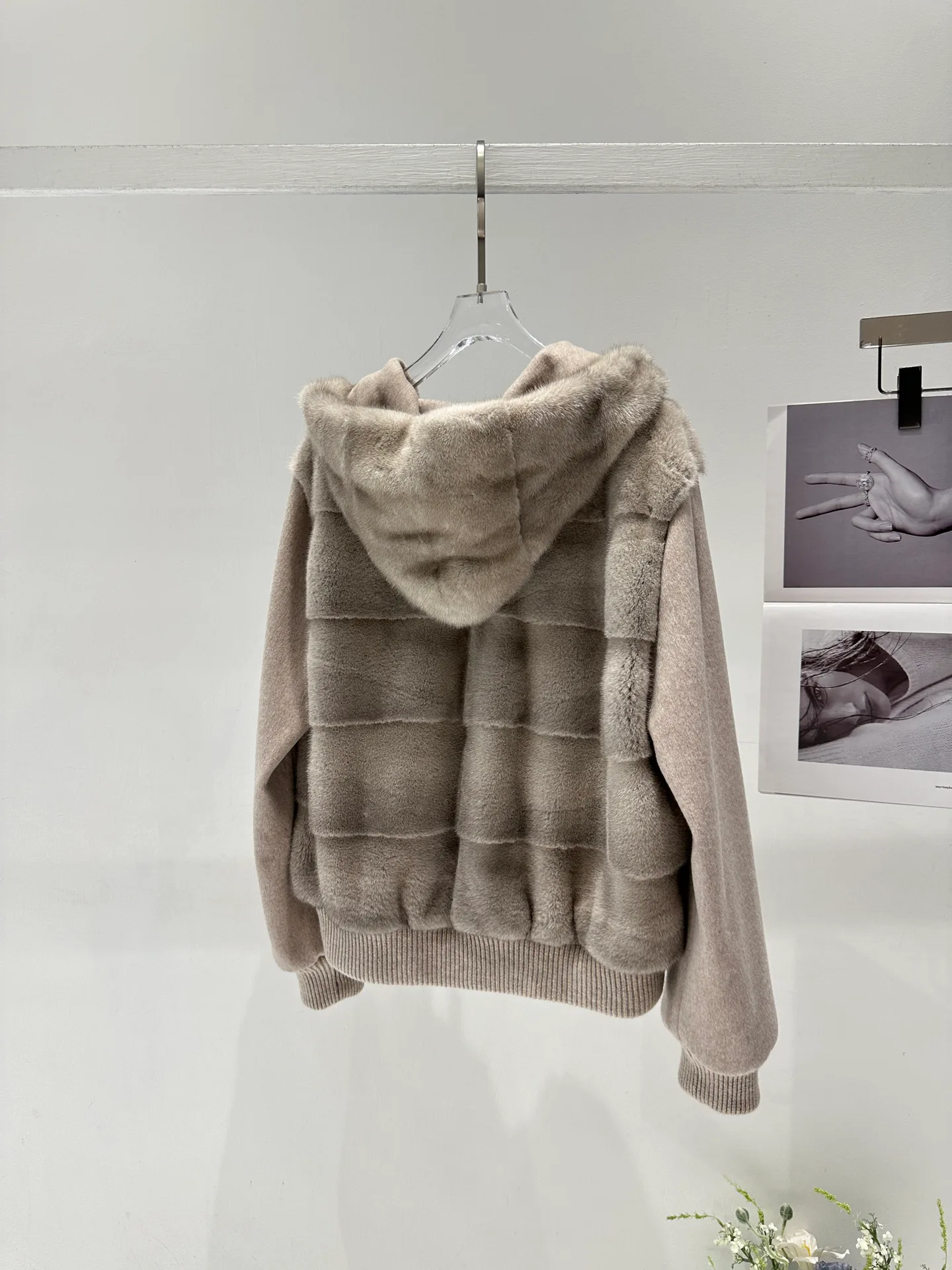 Куртки И Пуховики Женские Brunello Cucinelli 19596213