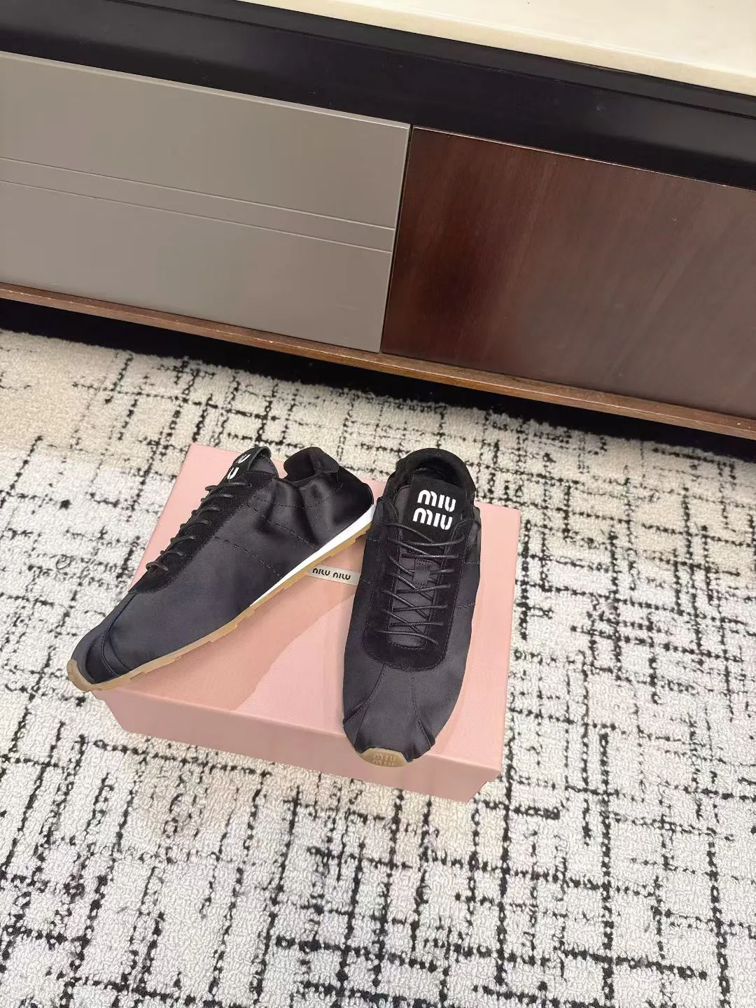 Кроссовки Женские Miu Miu 786274