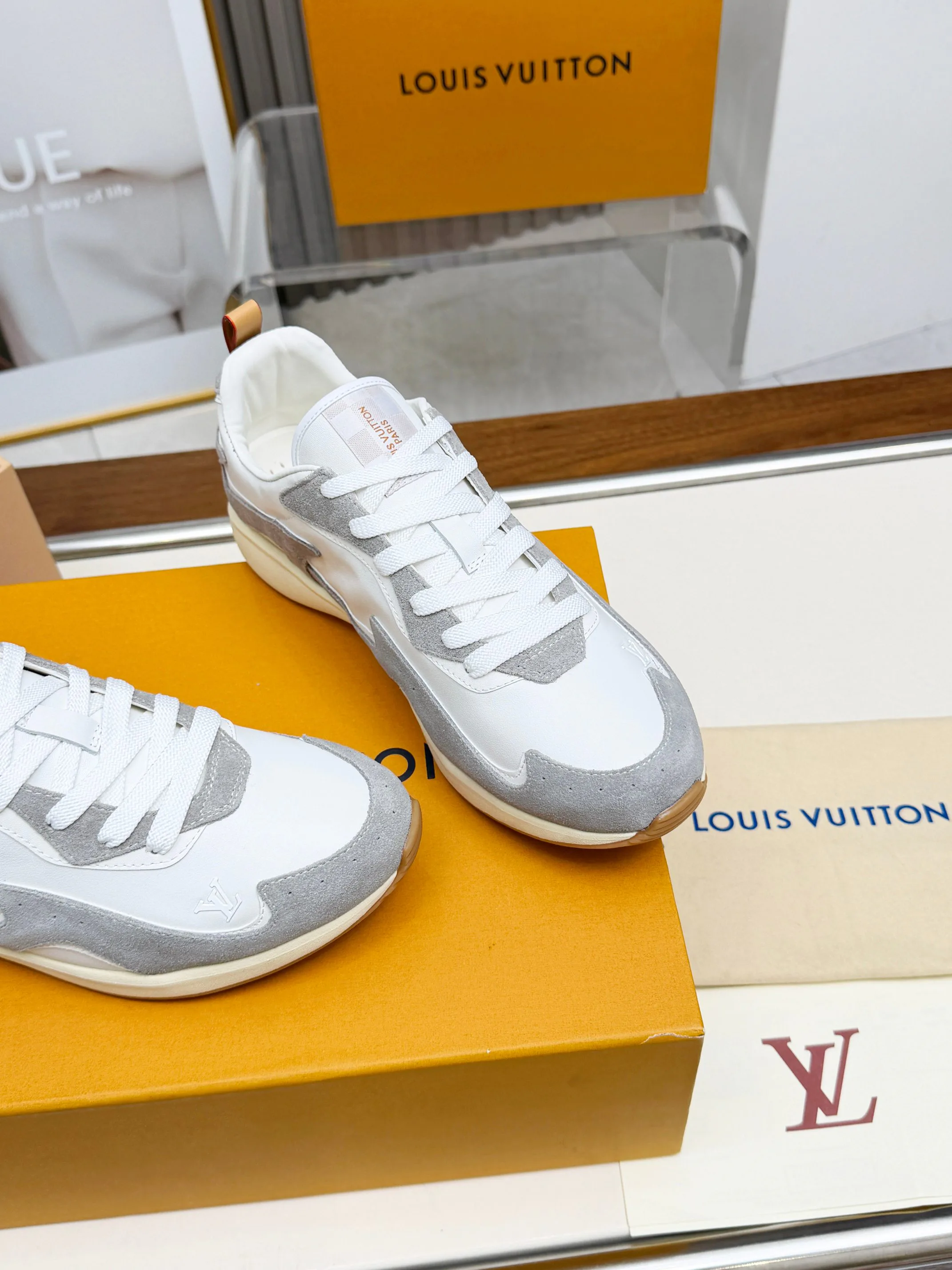 Кроссовки Мужские Louis Vuitton 19181342
